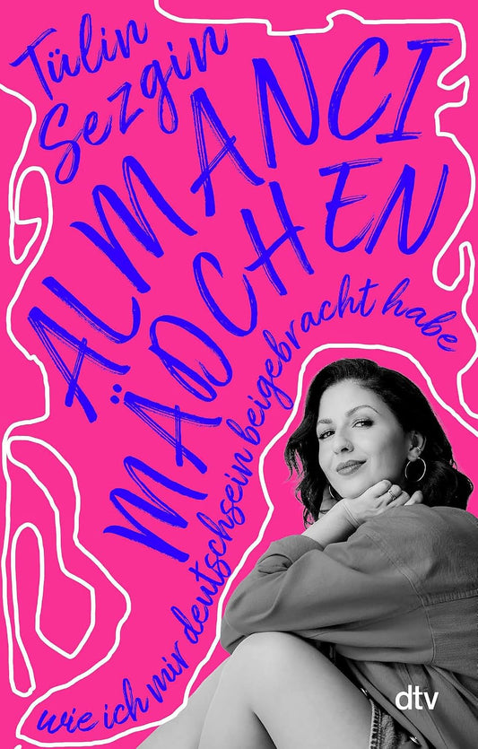 ALMANCI-Mädchen: Wie ich mir Deutschsein beigebracht habe | Tülin Sezgin (aka »Conny from the Block«) über Missverständnisse, kulturelle Erwartungen und die große Frage der Zugehörigkeit